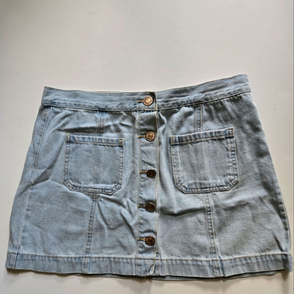 Forever 21 Denim Button-Front Skirt